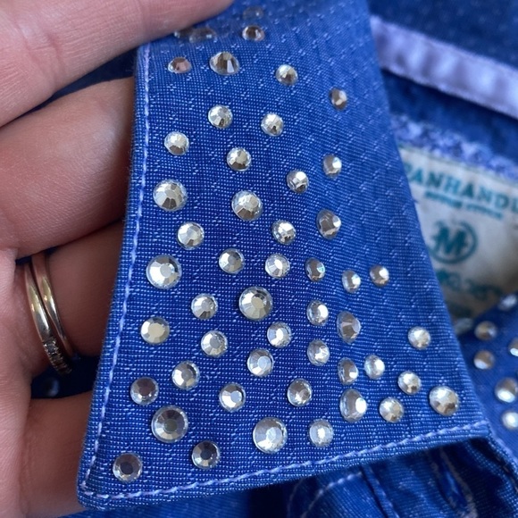 Panhandle rodeo rhinestone western button down. - Picture 4 of 10